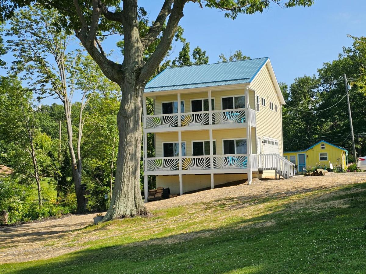 Seaside Lake-Front Cottage Madison エクステリア 写真